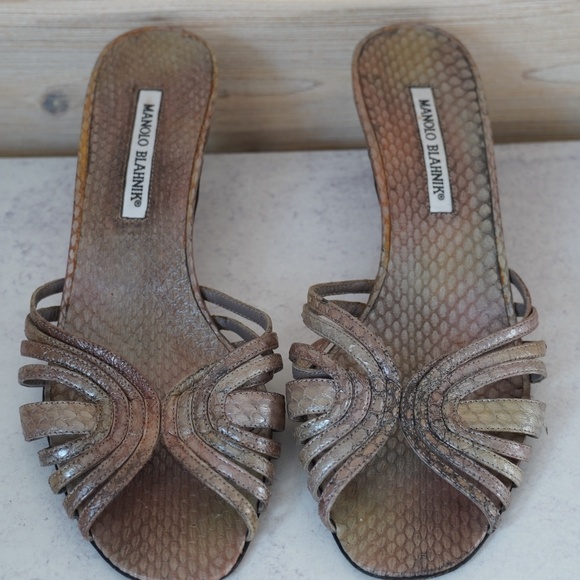 Manolo Blahnik Multicolor Snakeskin Kitten Heels - Picture 11 of 11